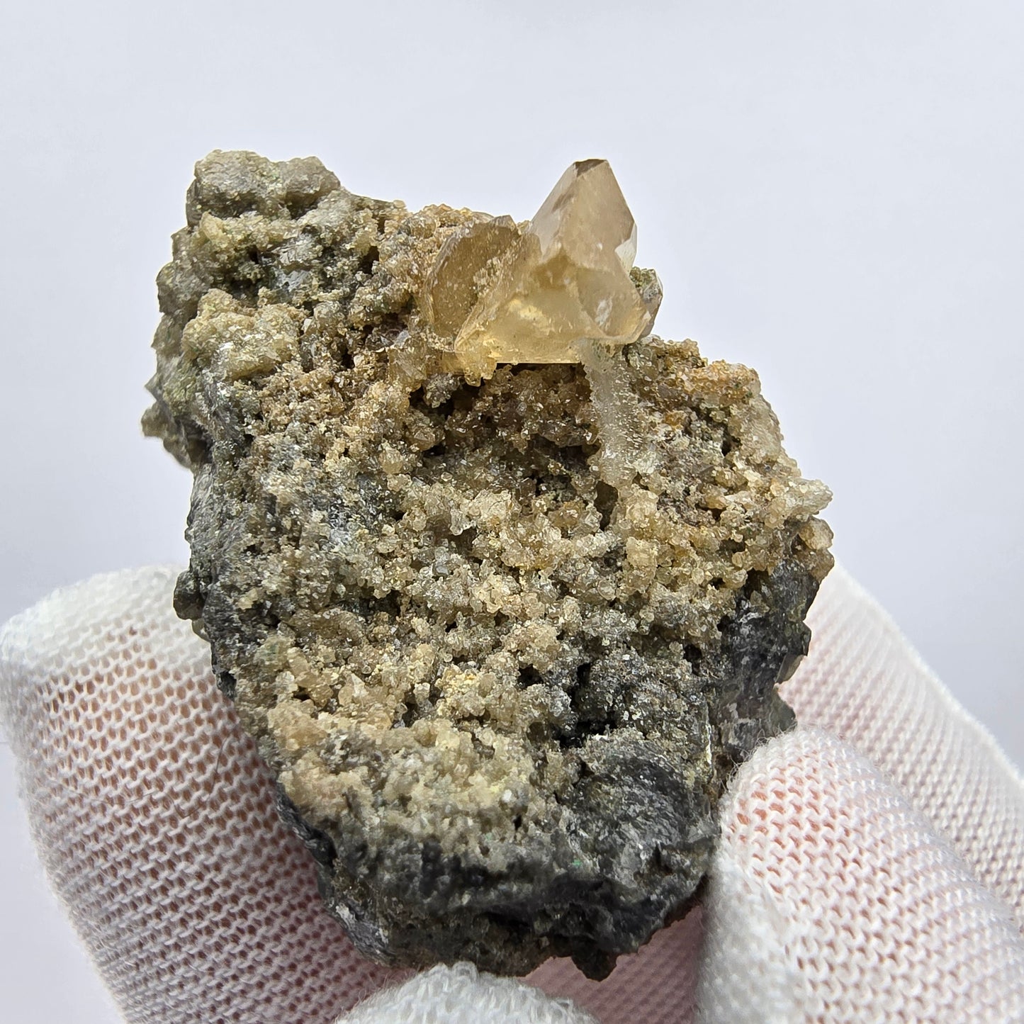 Seltene UV Calcit, Dioptas auf Quarz Stufe Kaokoveld Namibia 40*31*26mm Sammlung
