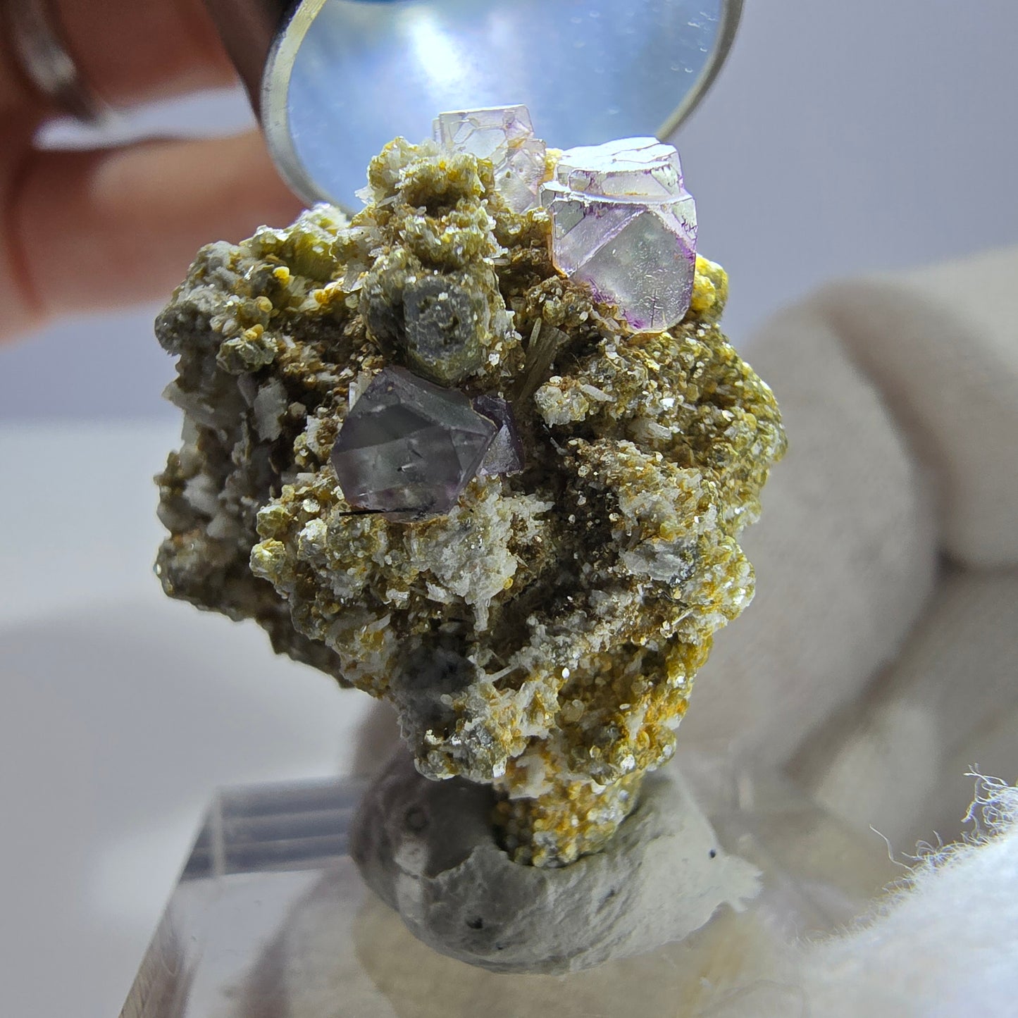 Cube de fluorite fantôme zonal, spécimen de muscovite, Erongo, Namibie, 27 x 25 x 23 mm