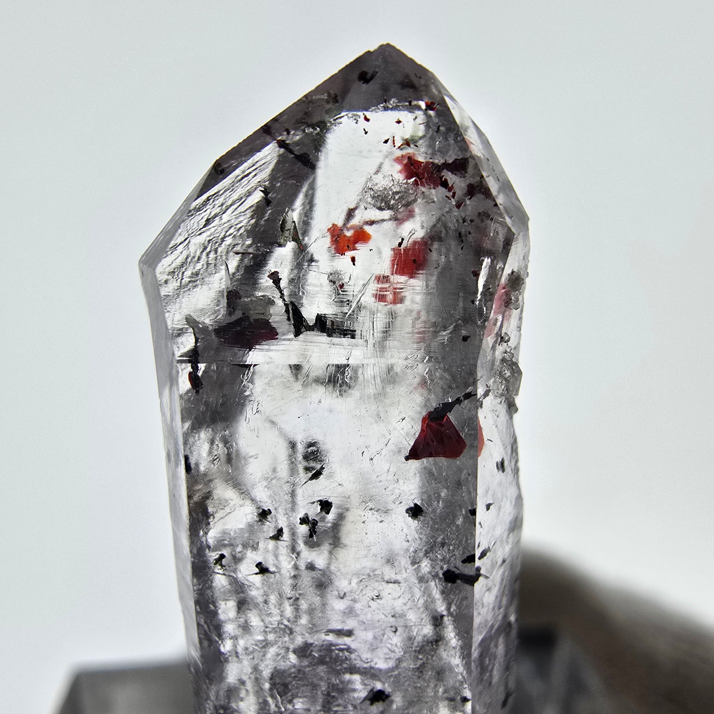 Mine d'améthyste Harlequin Phantom Point Streep, Goboboseb, Namibie, 31 x 11 x 9 mm