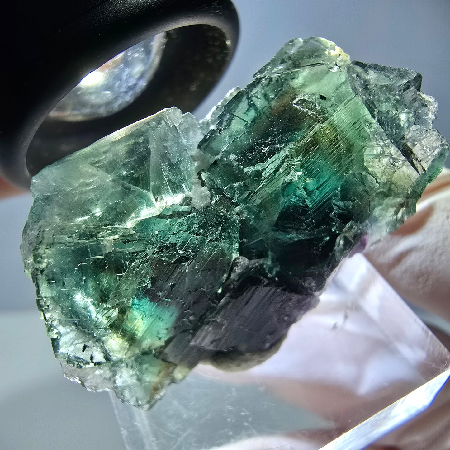 Spécimen de cube de fluorite fantôme, vert violet, Okorusu, Namibie, 36 x 25 x 15 mm