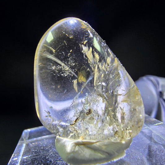 Seltener klarer Citrin Kristall, poliert 22*17*10mm aus Minas Gerais, Brasilien