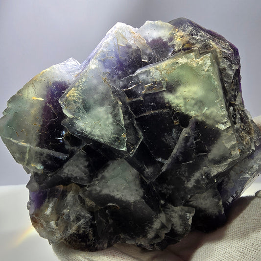 Spécimen de cube de fluorite fantôme XL, parqueté vert violet Okorusu, Namibie 141*130*48 mm