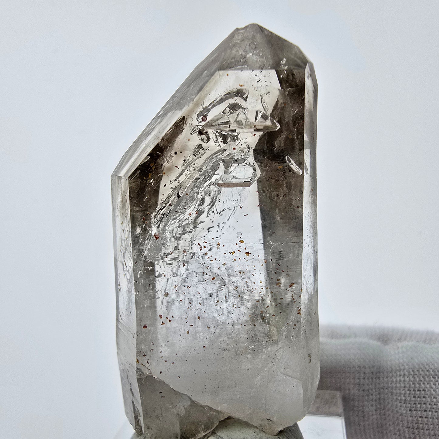 Enhydro Phantom Rauchquarz Eisen Spitze 1x Blase Goboboseb, Namibia 47*22*13mm