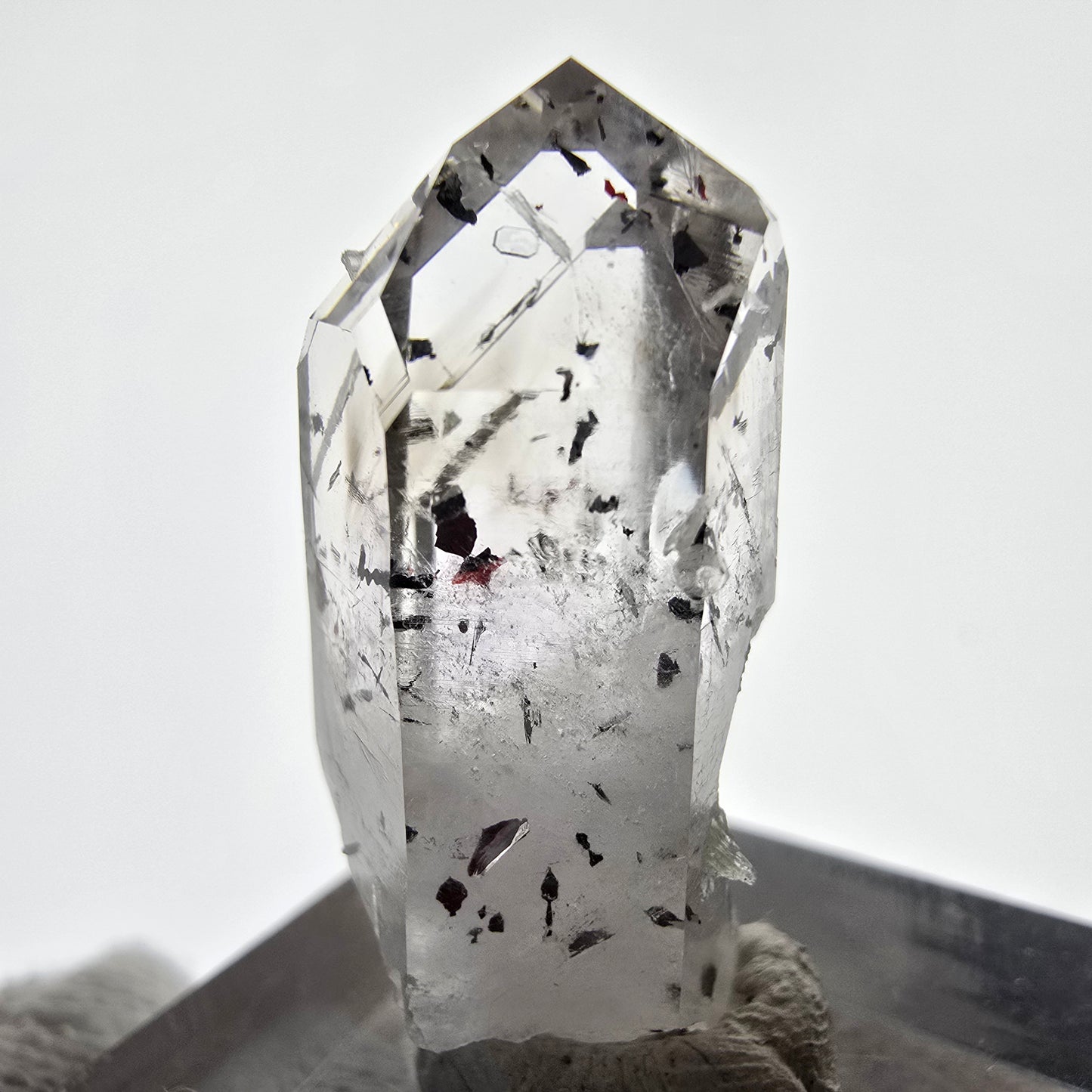 Quartz fumé Harlequin Phantom, Analcim, mine Prehnite Streep, Namibie, 29 x 12 x 14 mm