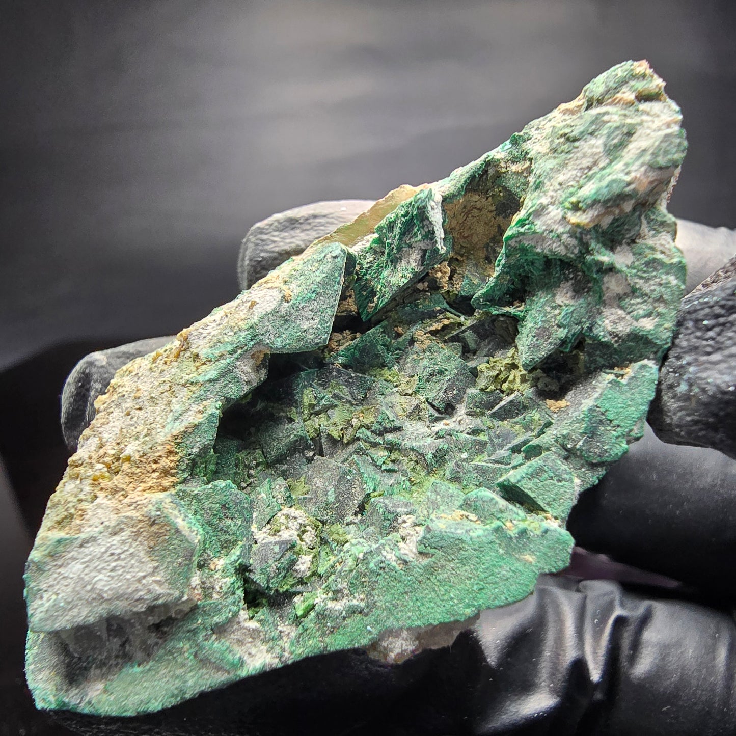 Seltene Malachit, Quarz Stufe Kaokoveld, Namibia 56*38*17mm Mineraliensammlung