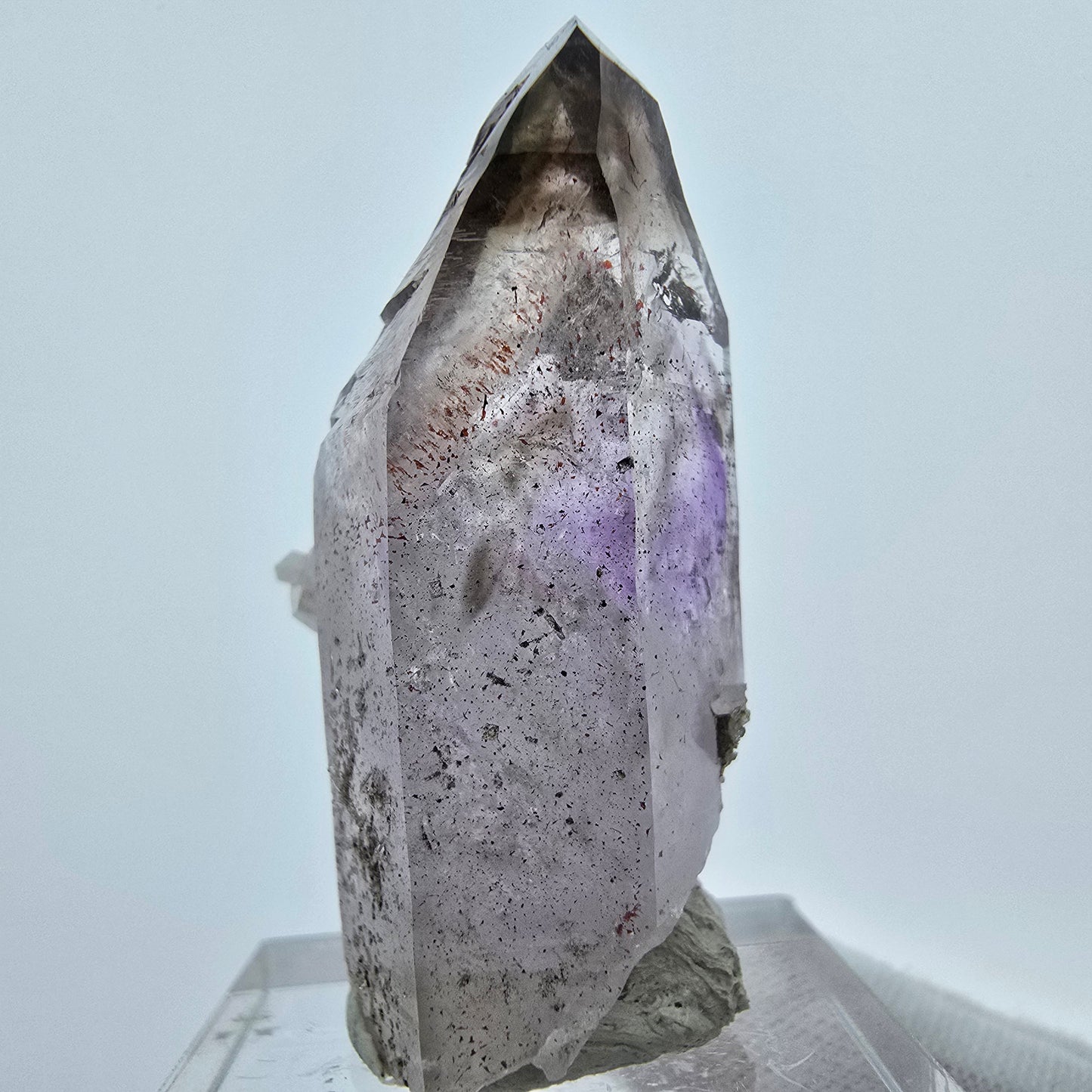 Harlekin Phantom Amethyst Zepter Stufe Goboboseb, Namibia 40*22*16mm, Sammlung
