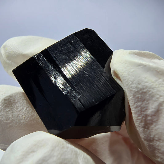 Sym. Tourmaline Schörl, quartz fumé, stade hyalite Erongo, Namibie 23*21*20mm