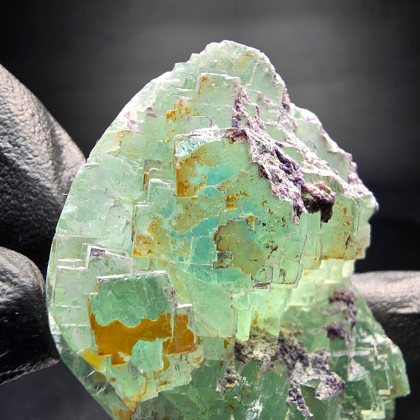 Cube de fluorite fantôme étagé vert turquoise Omehane, namibie 89*45*21mm