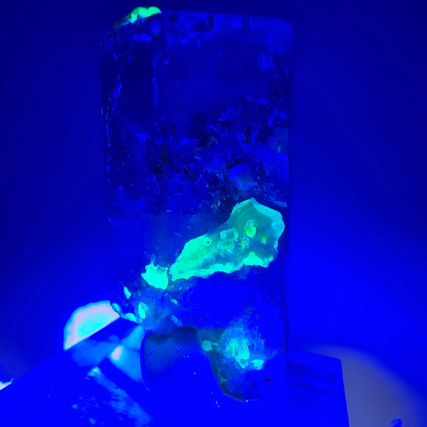 Seltener Aquamarin X mit Hyalit Erongo, Namibia 33*16*15mm