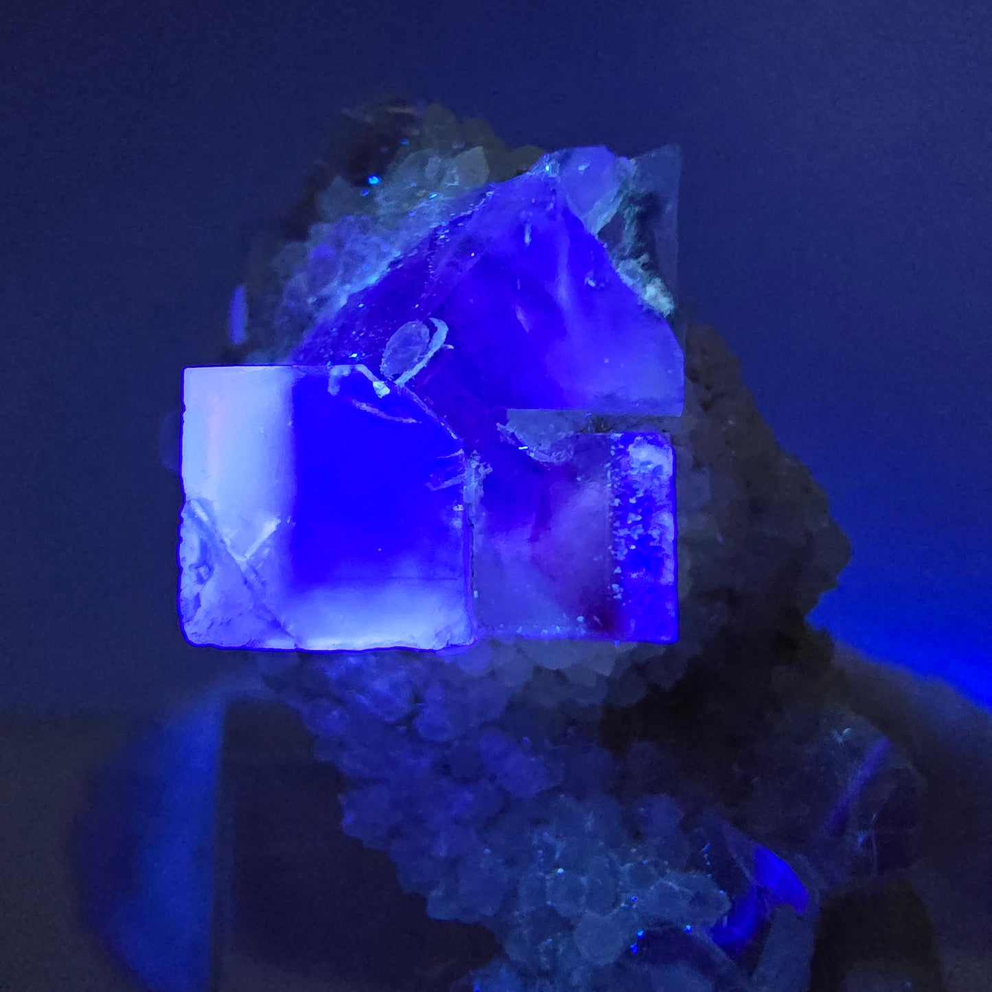 Cubes de fluorite fantôme UV rares, qualité quartz Brandberg, Namibie 30*16*17mm