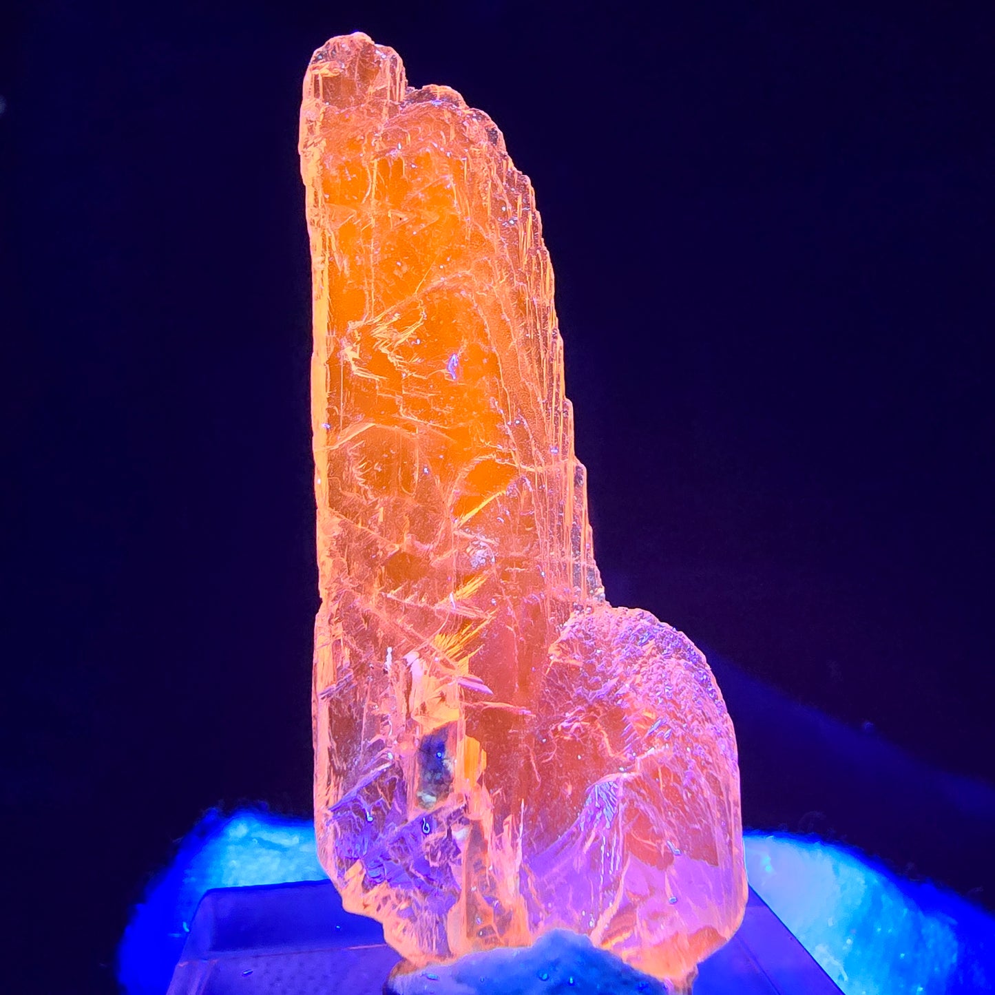 Seltener Kunzit X Spodumen Kristall weiß UV Mineral 45*18*5mm aus Brasilien