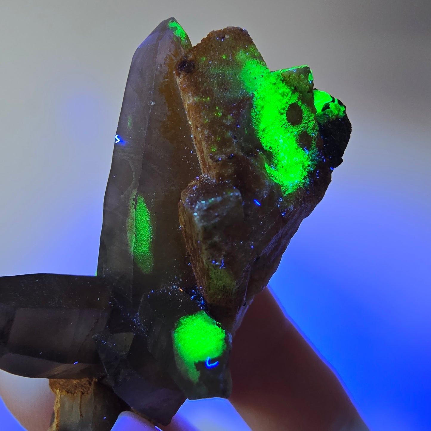 Tourmaline Schörl, quartz fumé, hyalite, stade orthose Erongo, Namibie 48*35*27mm