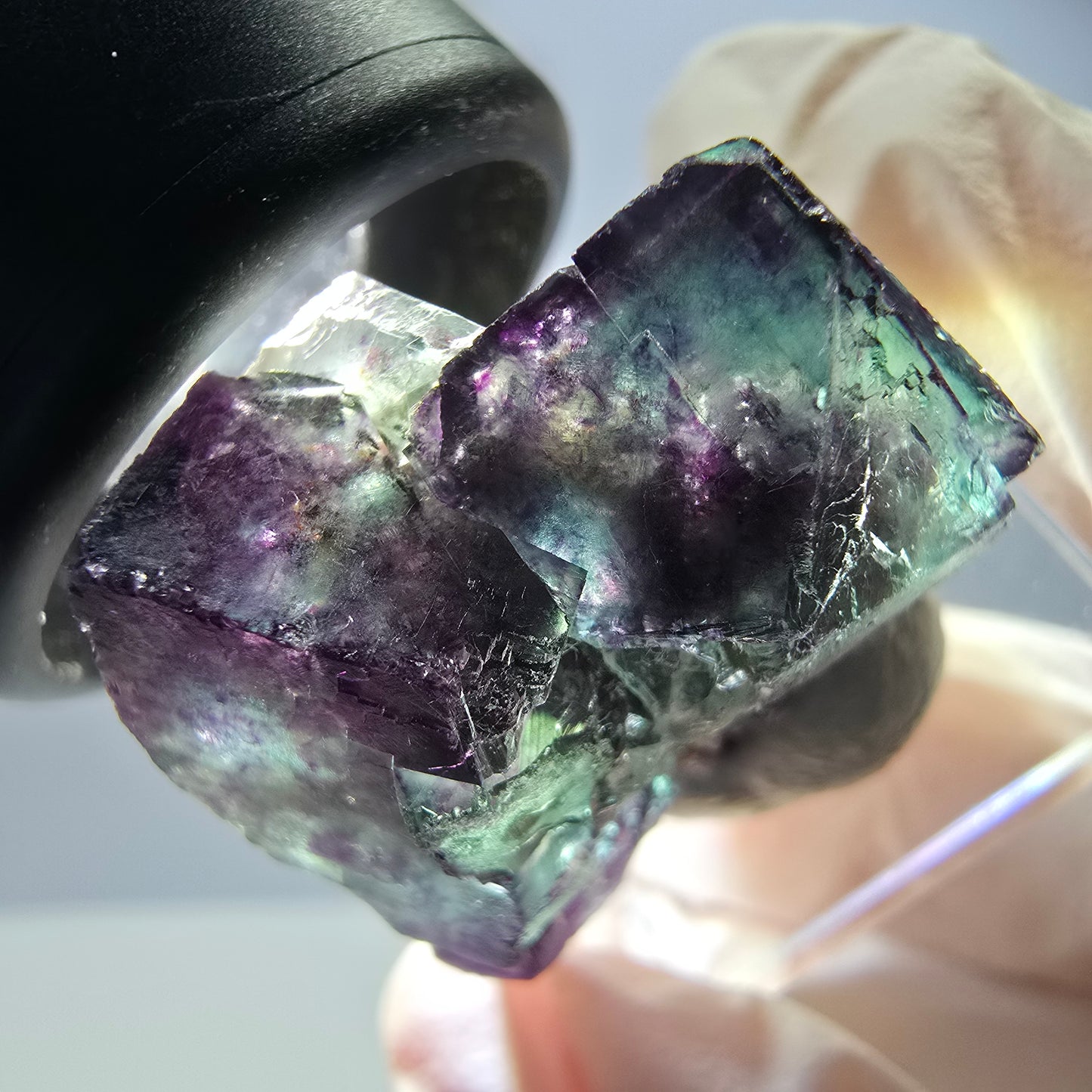 Spécimen rare de cube de fluorite, vert violet, Okorusu, Namibie, 27 x 25 x 17 mm
