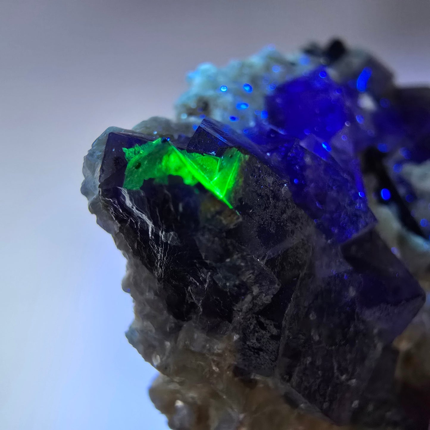 Colorful Phantom Fluorite Cubes Schorl Tourmaline Muscovite Erongo, Namibia 53*45*21mm
