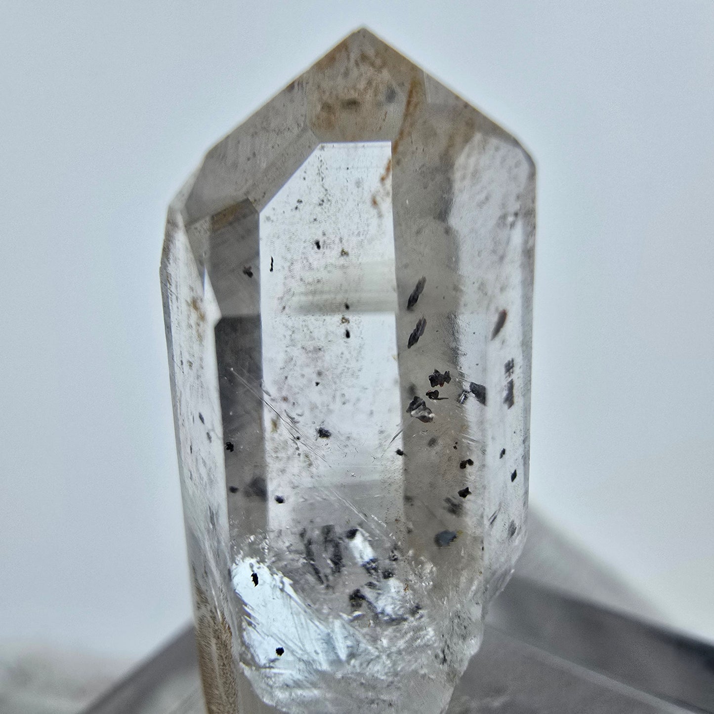 Klarer Harlekin Phantom Quarz Kristall Streep Mine, Goboboseb Namibia 31*11*11mm