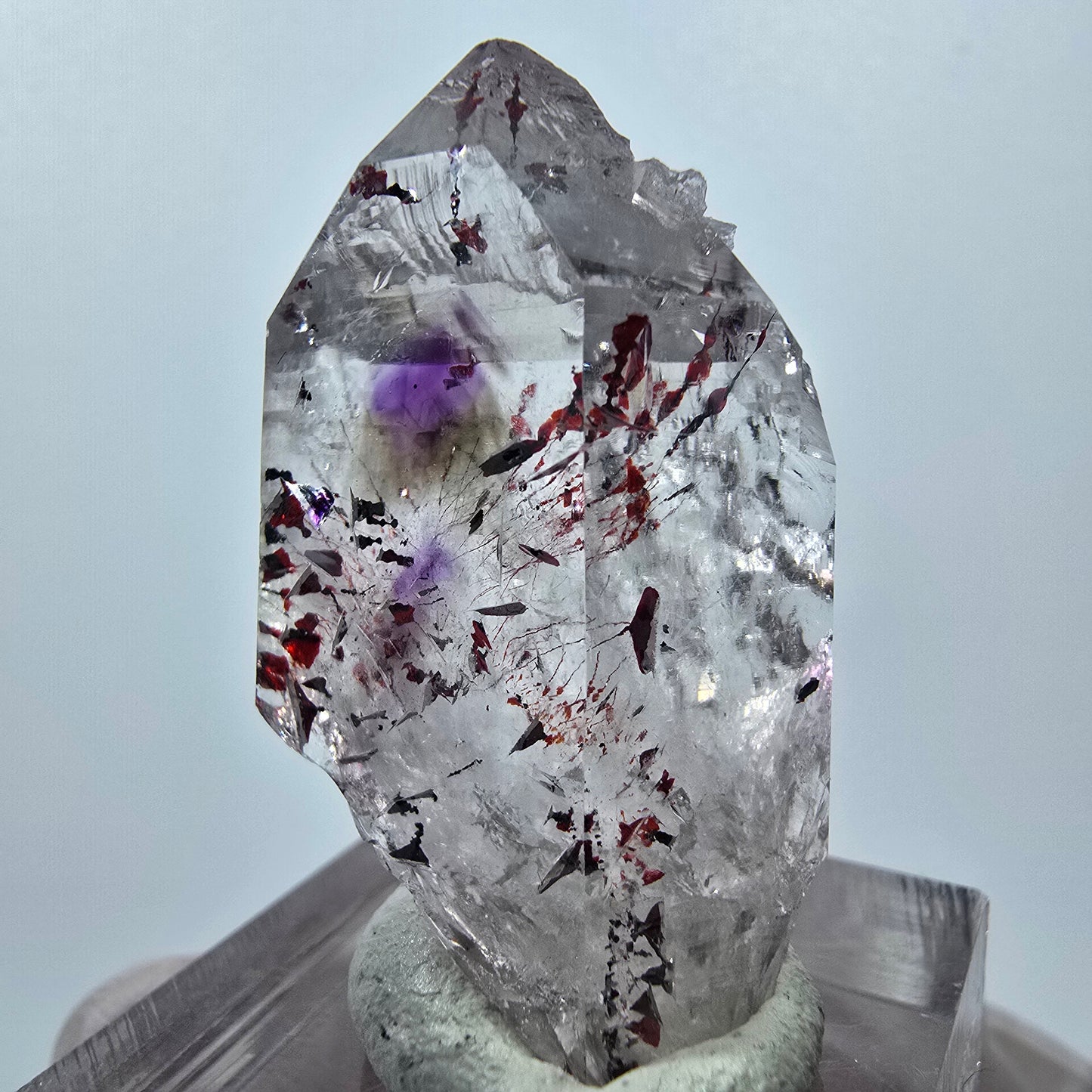 Améthyste fantôme Harlequin avec hématite, mine Streep, Goboboseb, Namibie, 37 x 26 x 14 mm