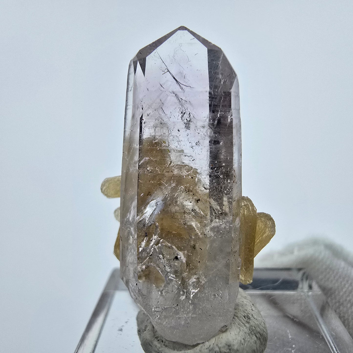 Enhydro Phantom Amethyst Kristall mit Stilbit Goboboseb, Namibia 32*17*14mm