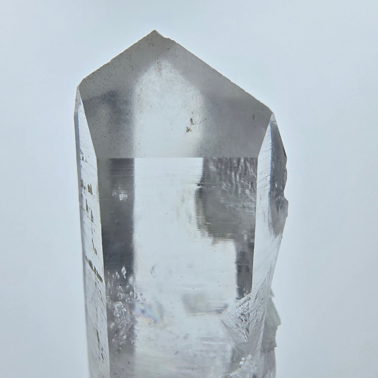 Phantom Amethyst Kristall mit UV Calcit Streep Mine Goboboseb Namibia 41*15*13mm