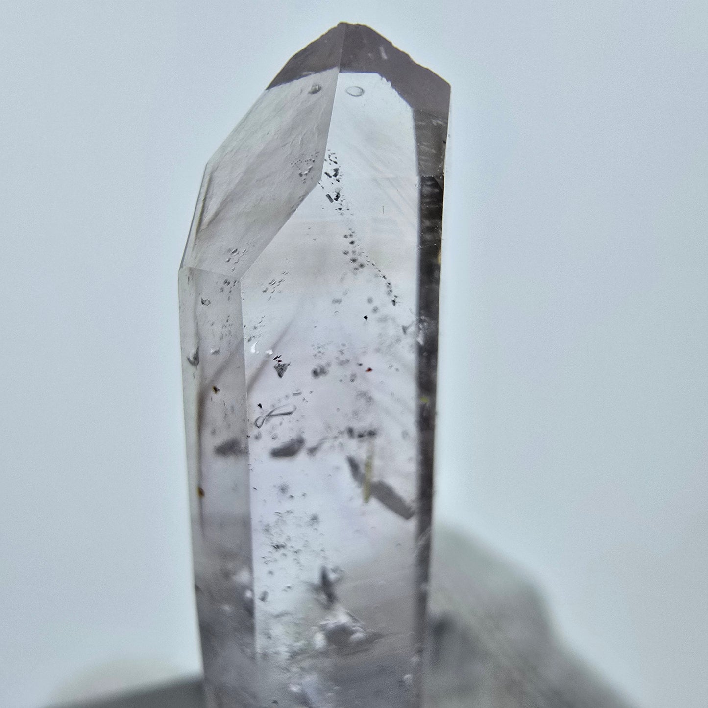 Améthyste fantôme lémurienne claire, mine Point Streep, Goboboseb, Namibie, 35 x 10 x 5 mm