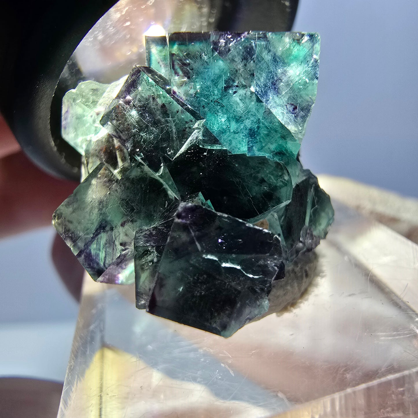 Spécimen de cube de fluorite fantôme, parqueté vert violet Okorusu, Namibie 27*21*19 mm