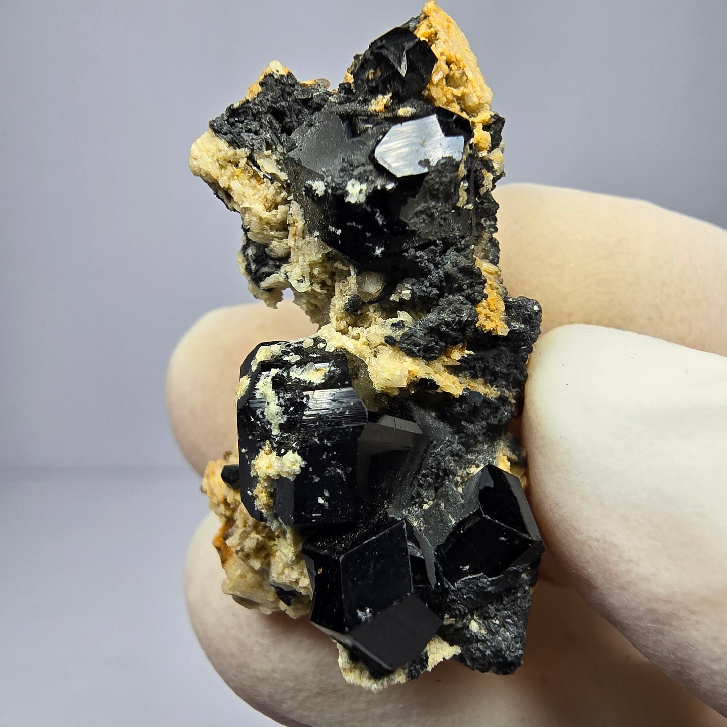 Symm. Schörl Turmaline Orthoklas Stufe Erongo, Namibia 34*20*17mm Sammlung