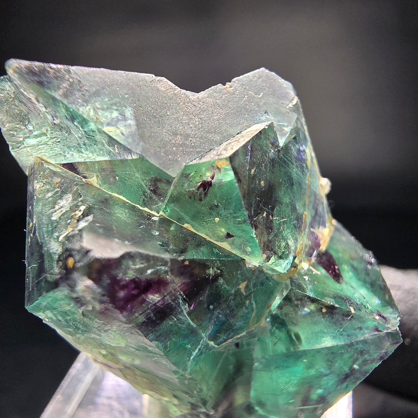 Seltene zonare Phantom Fluorit Würfel Stufe grün lila Okorusu Namibia 39*22*21mm