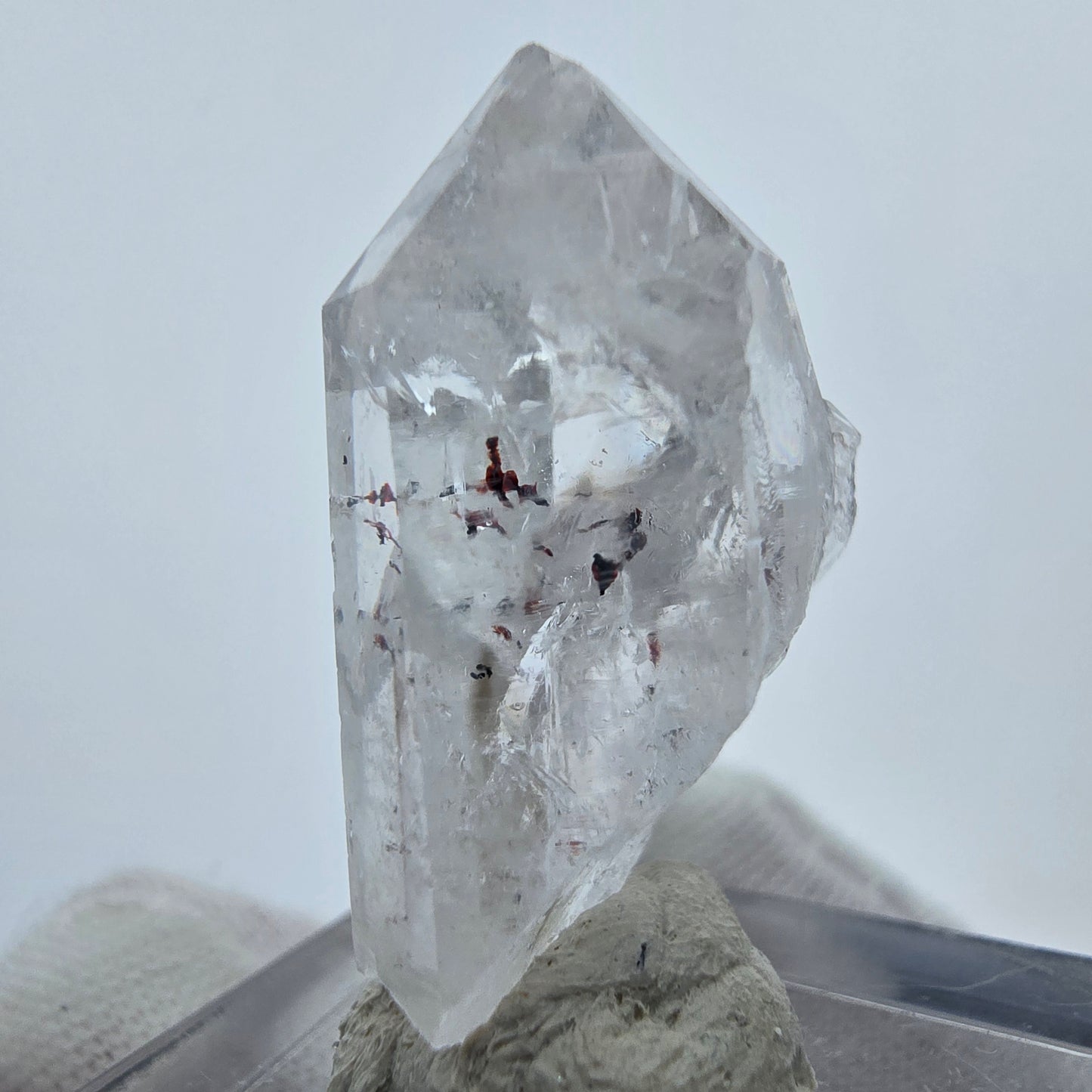 Klarer Harlekin Phantom Quarz Kristall Streep Mine, Goboboseb Namibia 30*20*12mm