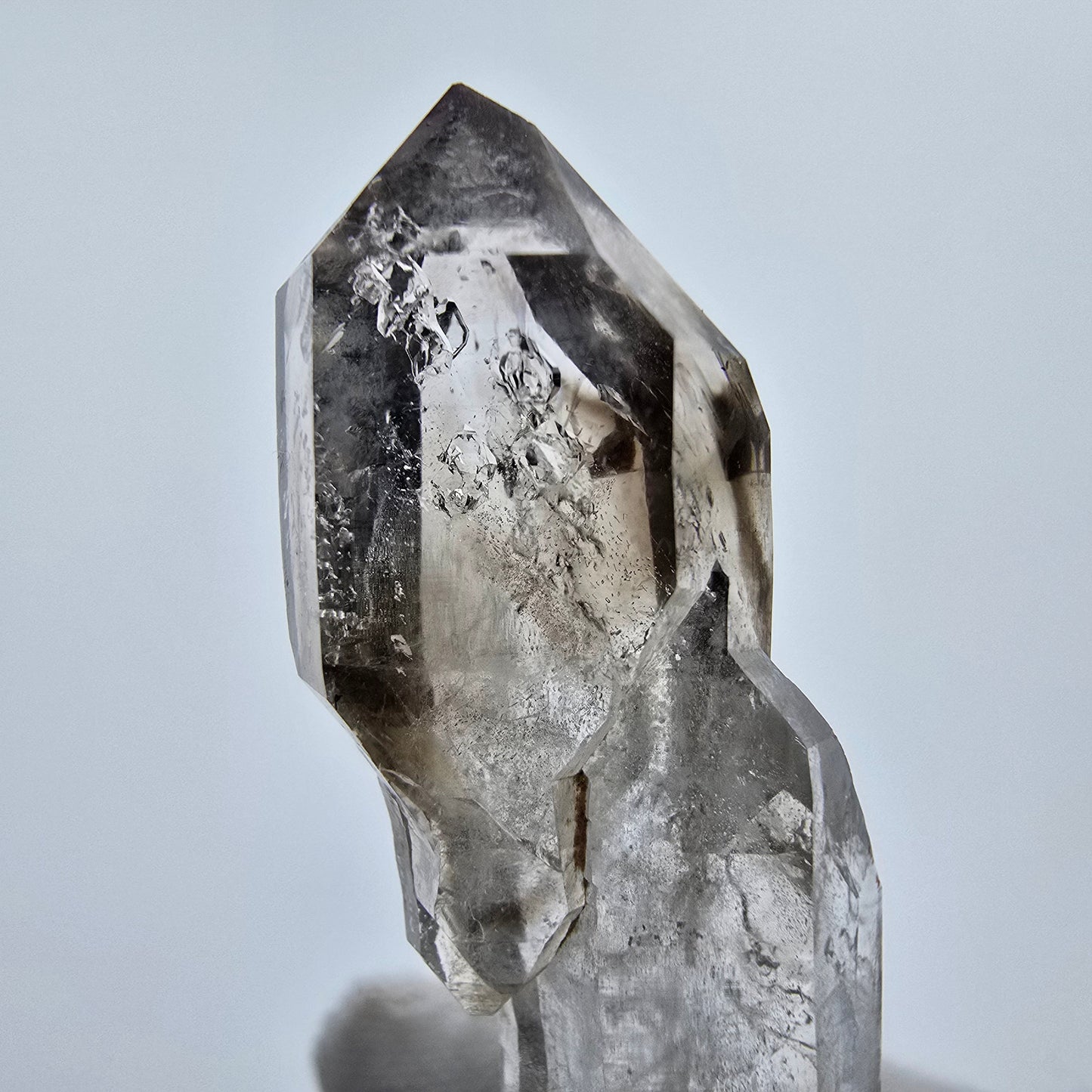 Enhydro Phantom Smoky Quartz Sceptre Tip 1x Bubble Goboboseb, Namibie 50*19*12mm