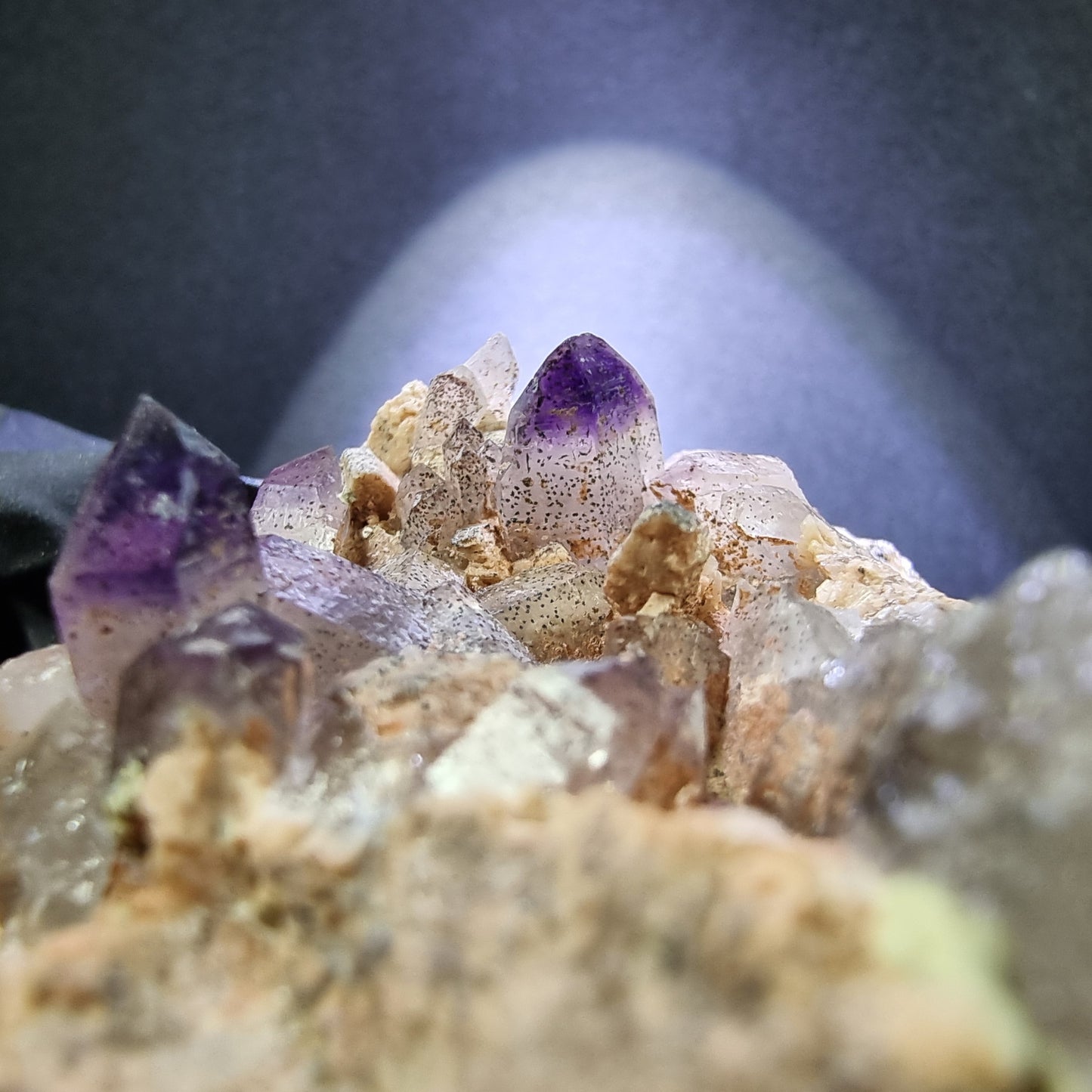Seltene Brandberg Amethyst Stufe lila 44*42*27mm Brandberg, Namibia Sammlung
