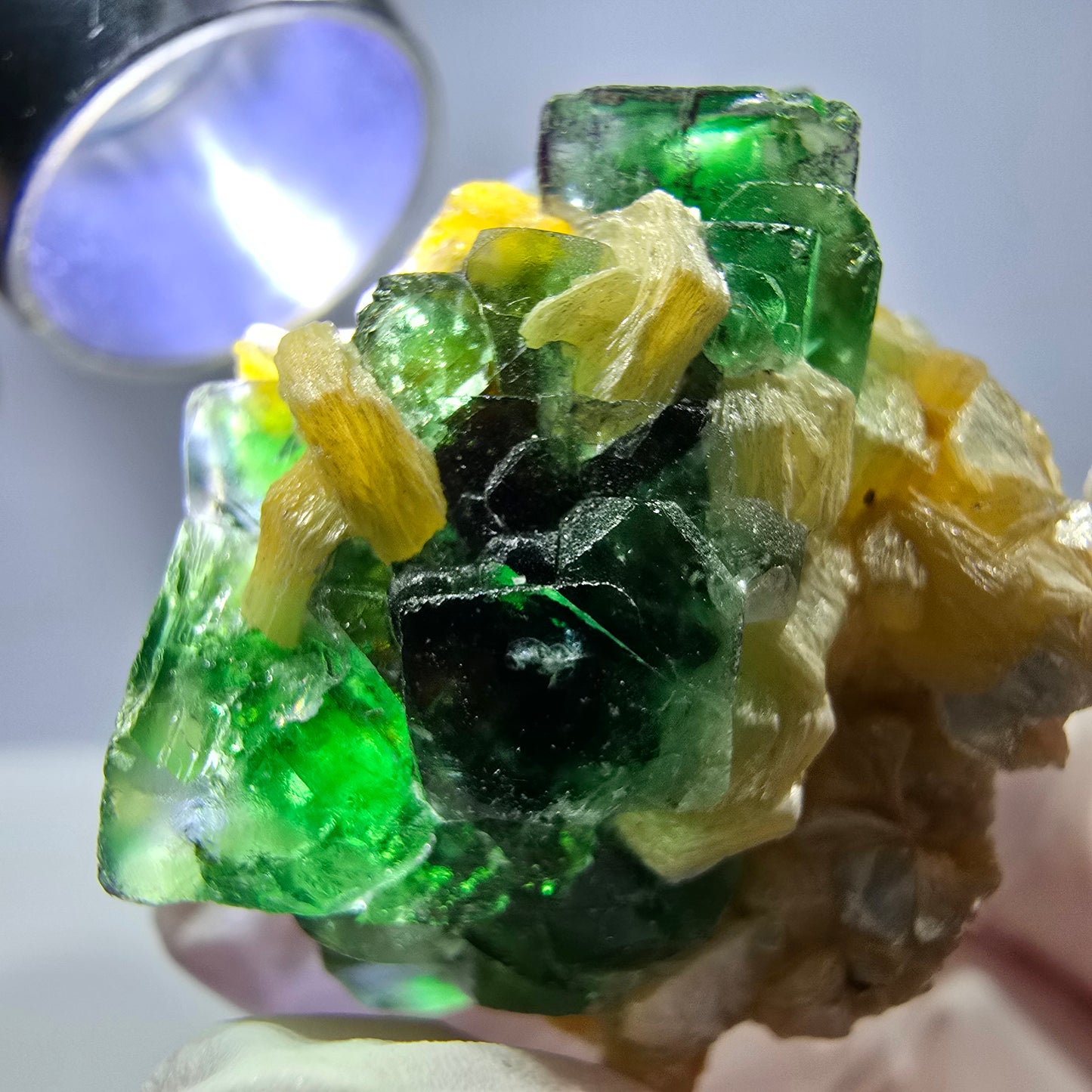 Cube de fluorite fantôme, spécimen de muscovite, Erongo, Namibie, 34 x 30 x 28 mm