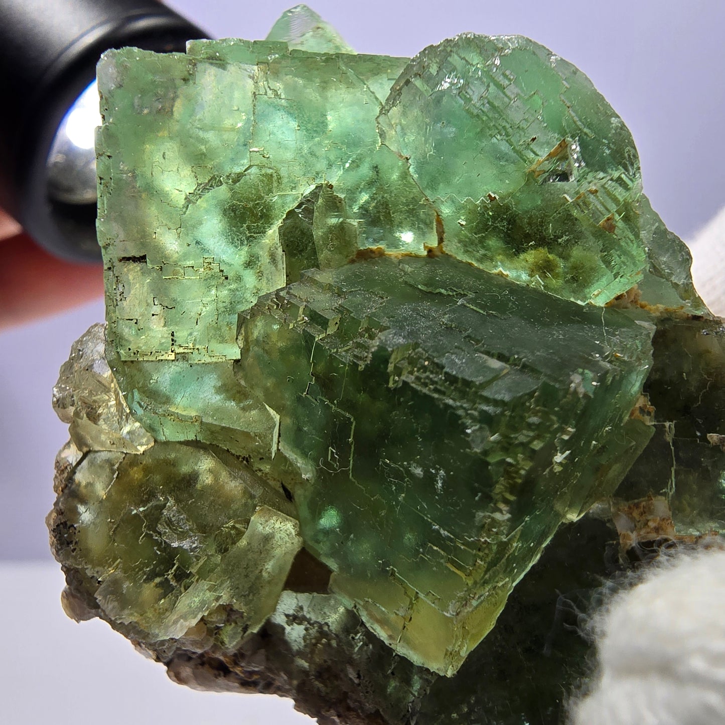 Rare spécimen de cube de fluorite fantôme, parqueté vert Okorusu, Namibie, 73 x 46 x 25 mm