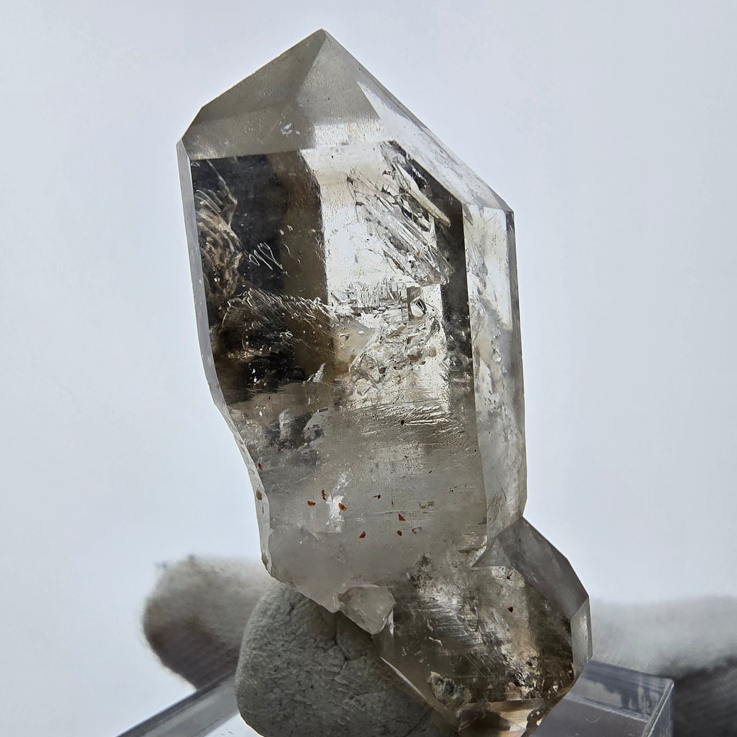 Enhydro Phantom Rauchquarz Doppelender 1x Blase Goboboseb, Namibia 46*21*20mm