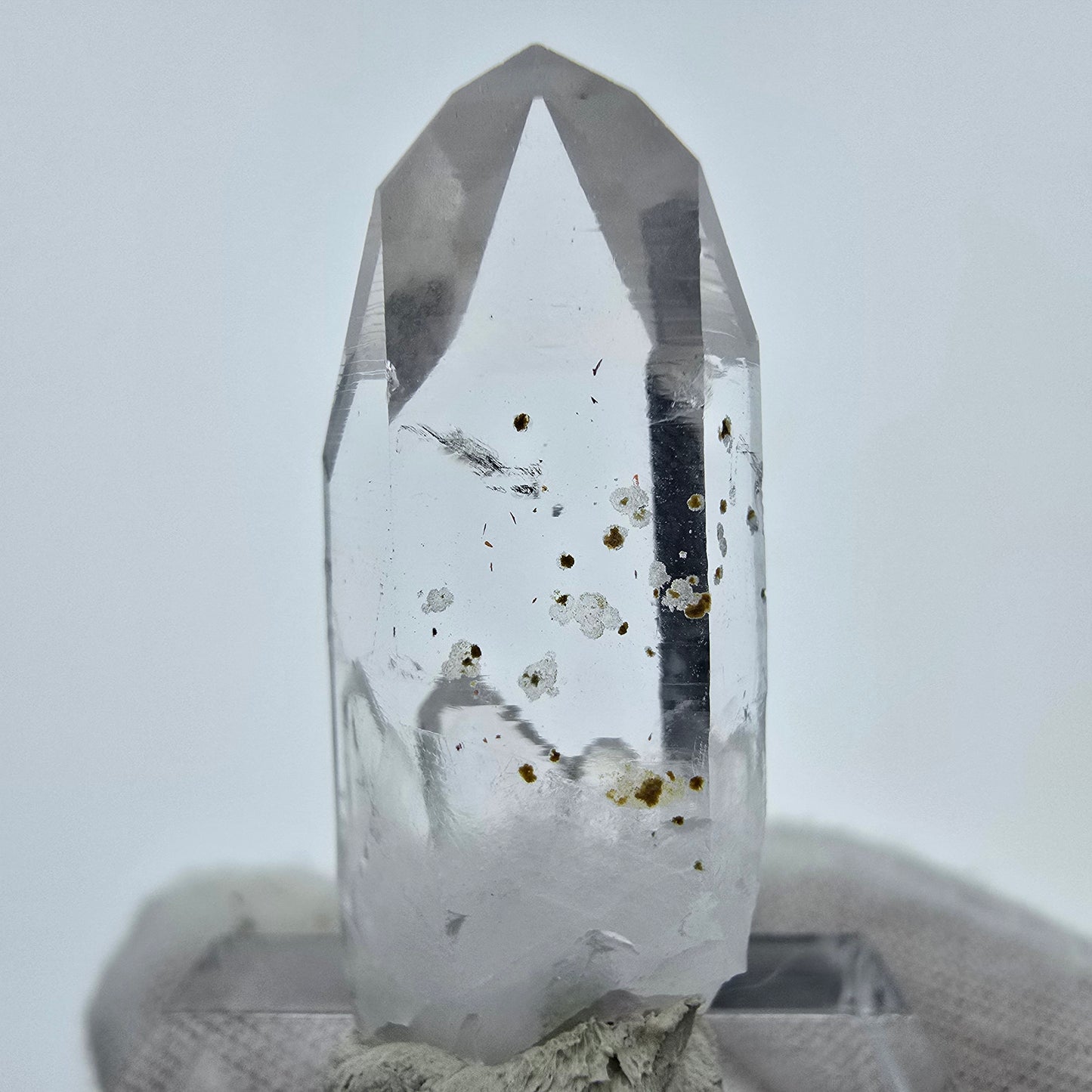 Klarer Phantom Hämatit Quarz Kristall Streep Mine, Goboboseb, Namibia 33*14*10mm