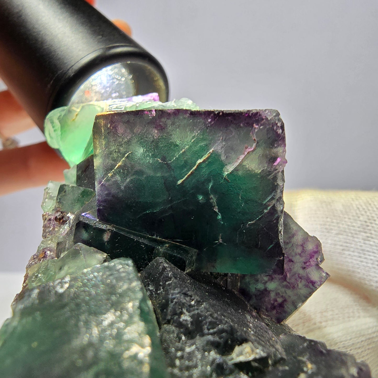 Große Phantom Fluorit Würfel Stufe parkettiert zonal Okorusu Namibia 100*47*36mm