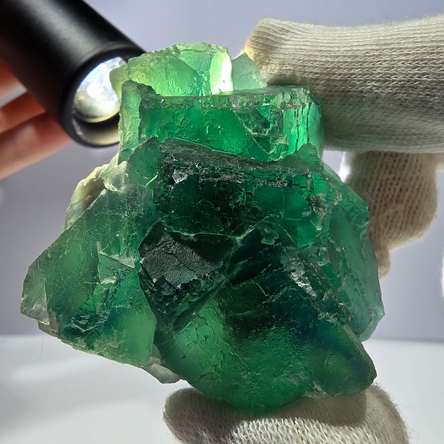 Rare spécimen de cube de fluorite fantôme, parqueté vert Okorusu, Namibie, 63 x 58 x 32 mm