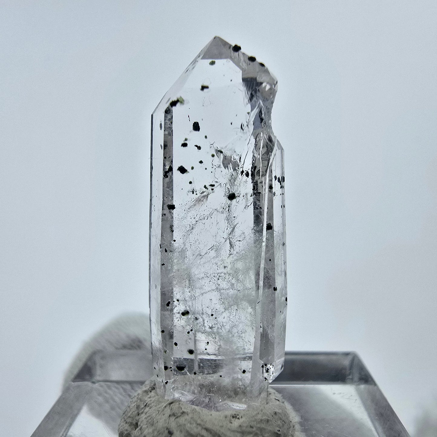 Klarer Phantom Hämatit Quarz Kristall Streep Mine, Goboboseb, Namibia 29*10*6mm