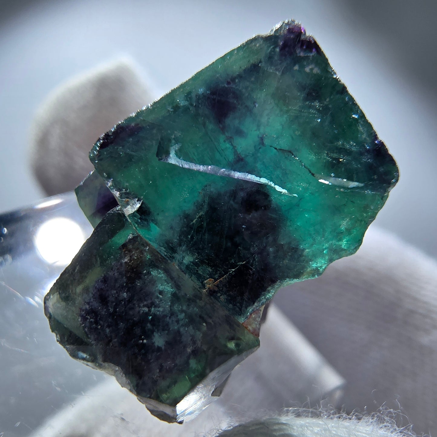 Spécimen rare de cube de fluorite fantôme, vert zonal et violet, Okorusu, Namibie, 22 x 19 x 14 mm