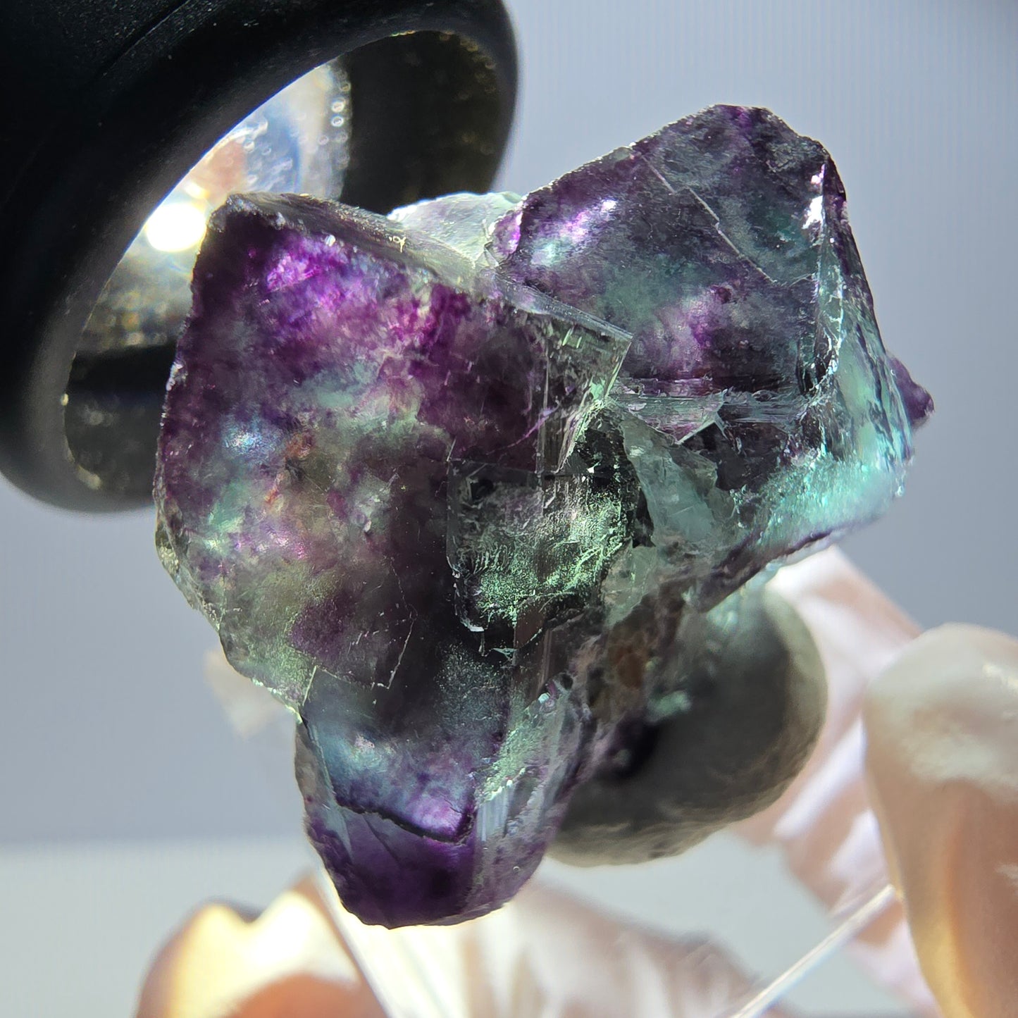 Spécimen rare de cube de fluorite, vert violet, Okorusu, Namibie, 27 x 25 x 17 mm