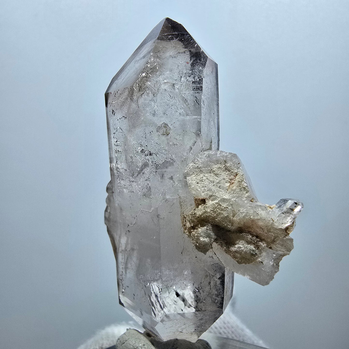 Klare Phantom Rauchquarz DT Zepter Spitze Goboboseb, Namibia 54*31*23mm