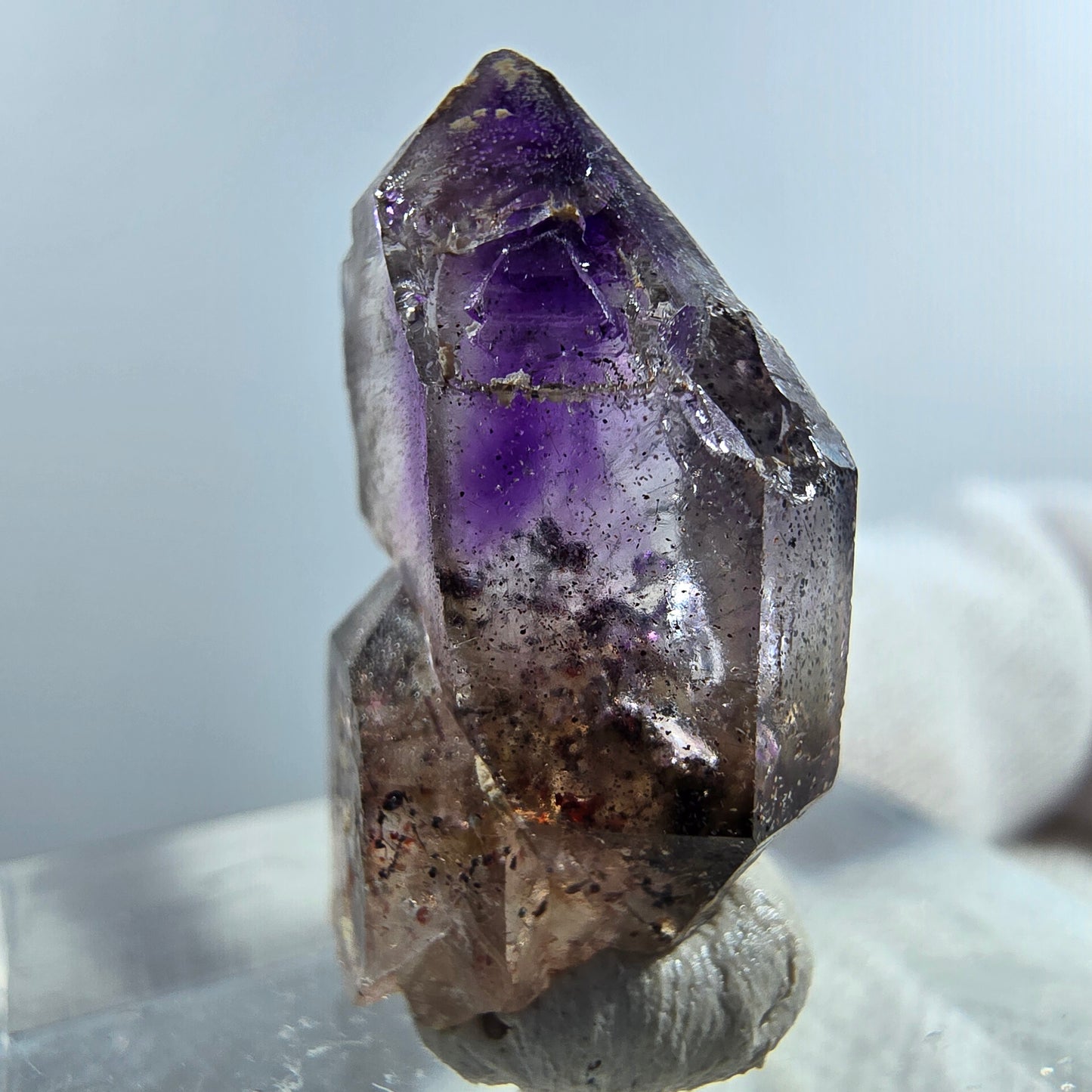 Seltene Phantom Amethyst Zepter Spitze Goboboseb, Namibia 22*12*10mm