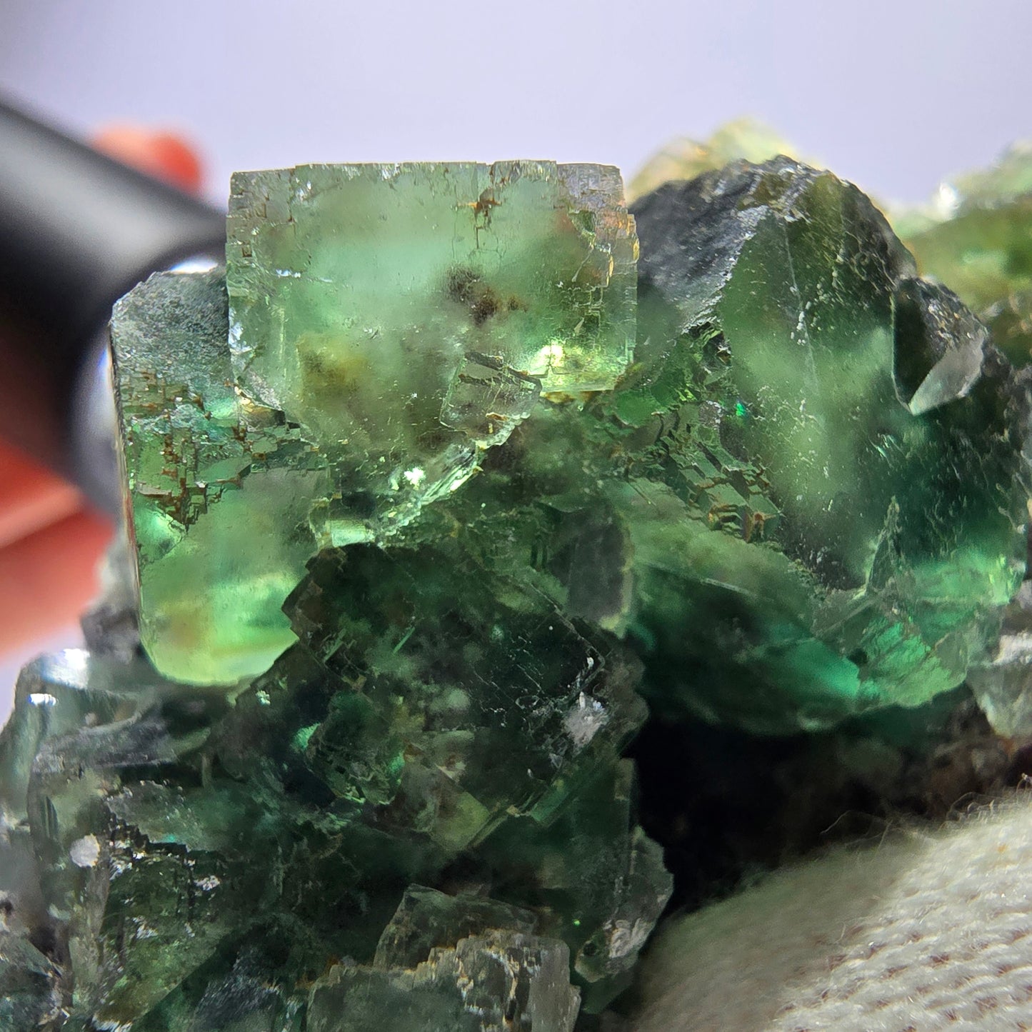 Phantom Fluorit Würfel Stufe parkettiert mit Quarz Okorusu Namibia 70*42*32mm