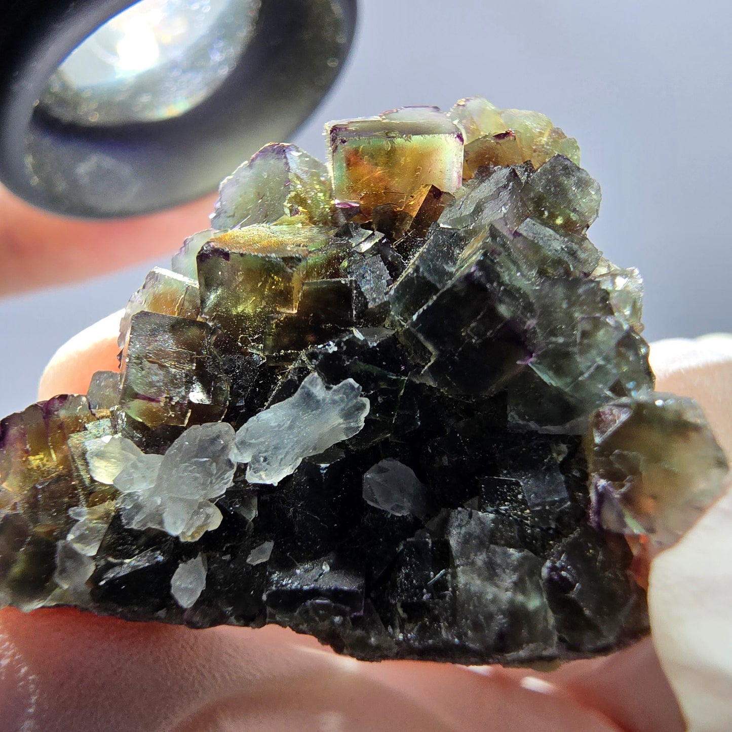Rare cube de fluorite fantôme, spécimen de quartz vert violet Okorusu Namibie 29 x 26 x 12 mm