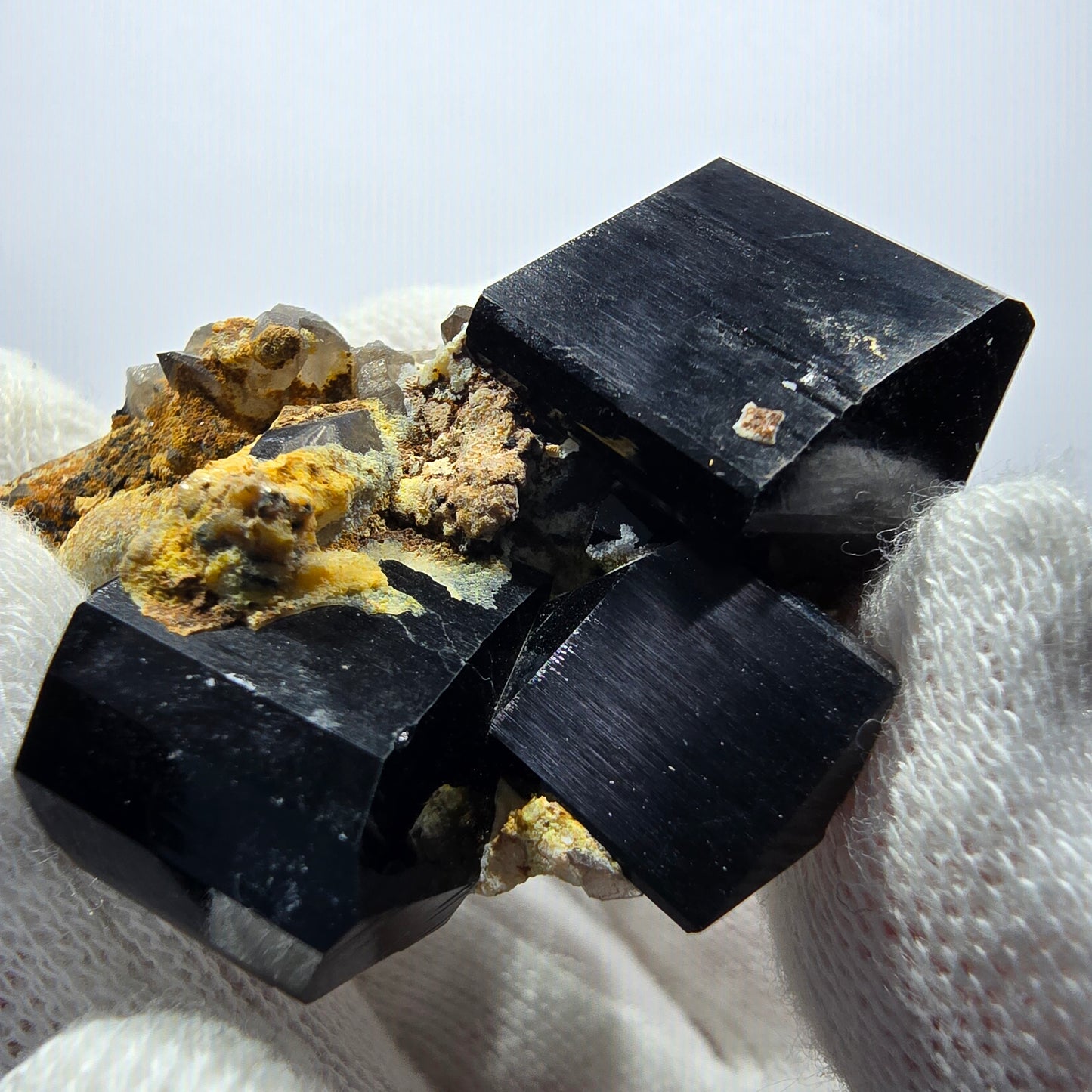 Symmetrische Schörl Turmalin, Rauchquarz, Hyalit Stufe Erongo Namibia 52*34*20mm