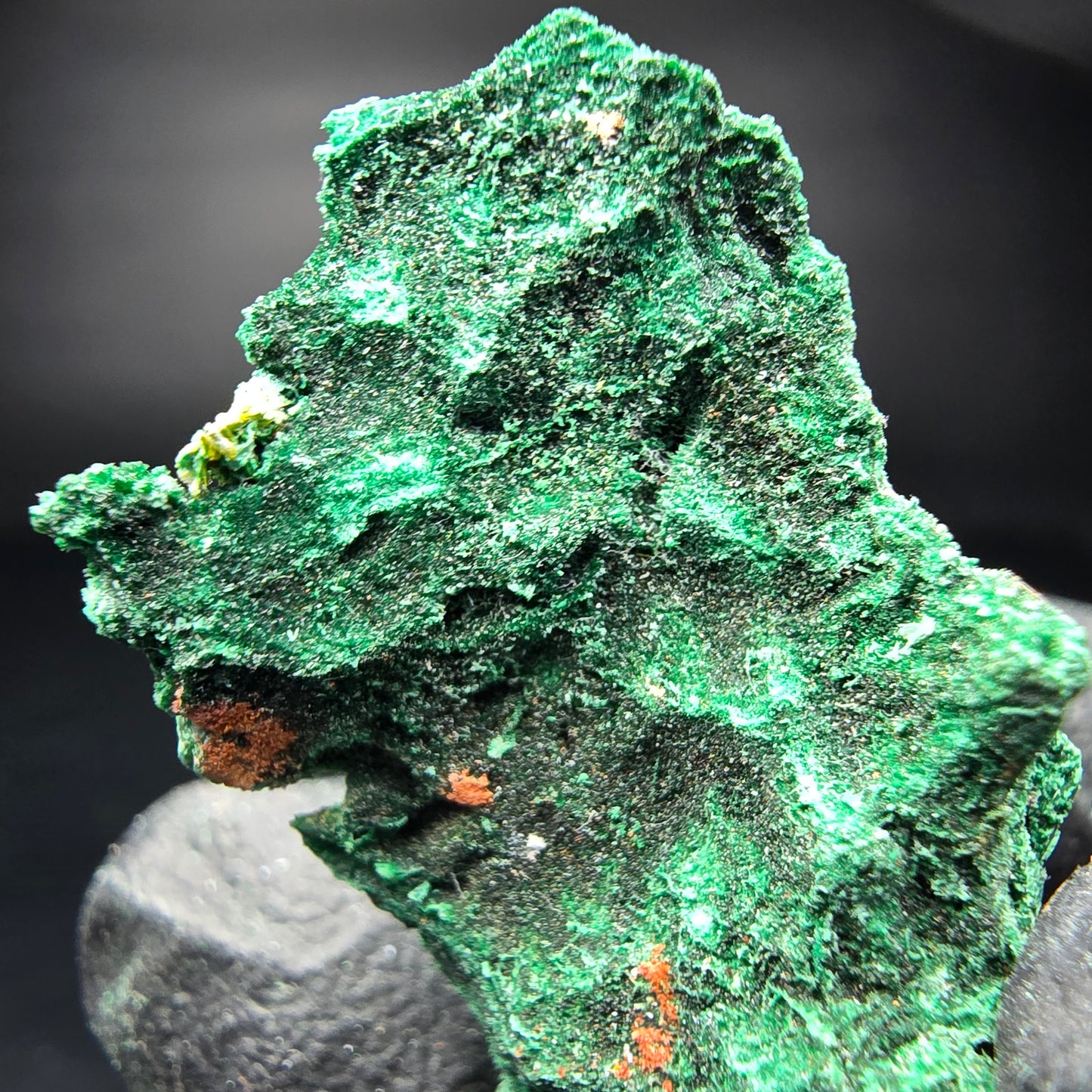 Seltene Malachit Stufe, grün Kaokoveld, Namibia 38*23*16mm Mineraliensammlung
