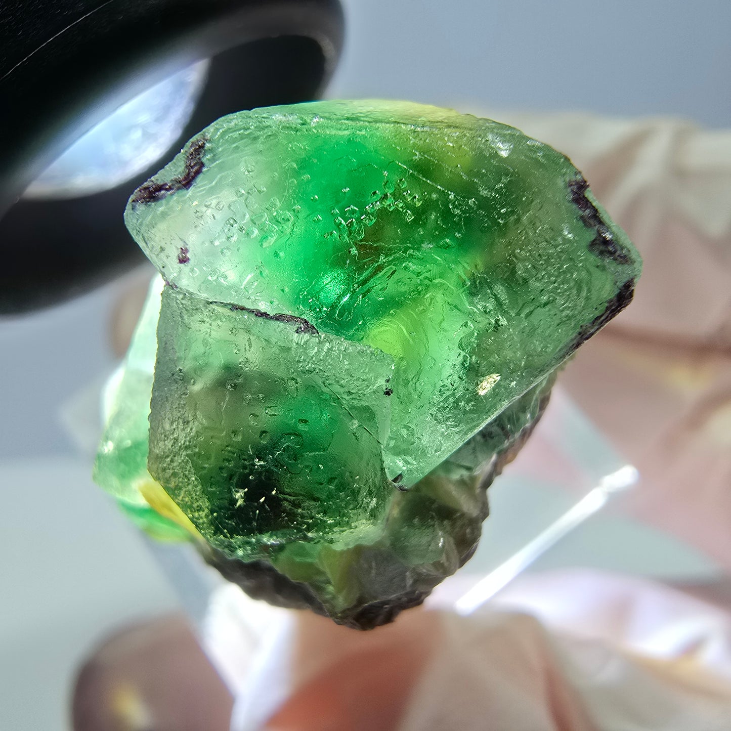 Cube de fluorite fantôme, zonal, spécimen de muscovite, Erongo, Namibie, 29 x 22 x 20 mm