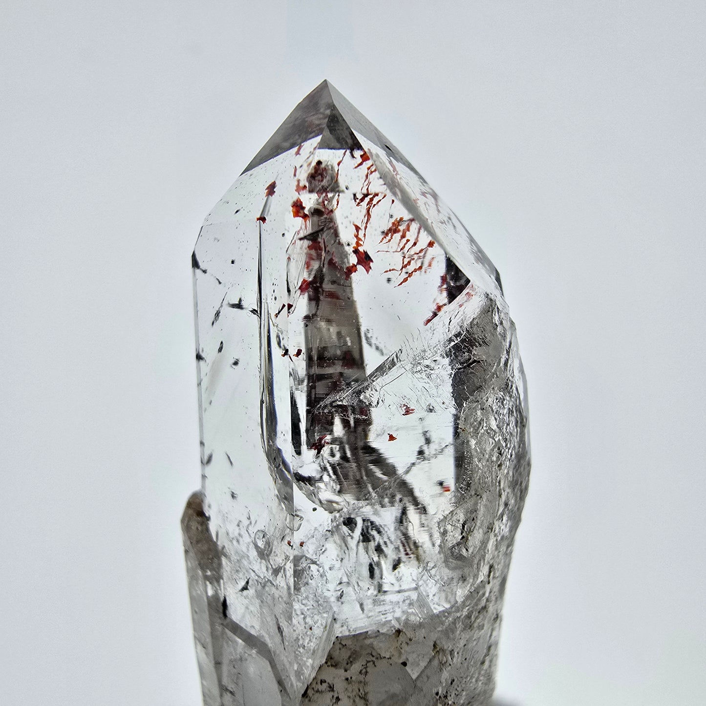 Quartz fumé Harlequin Phantom, mine Point Streep, Goboboseb, Namibie, 44 x 17 x 12 mm