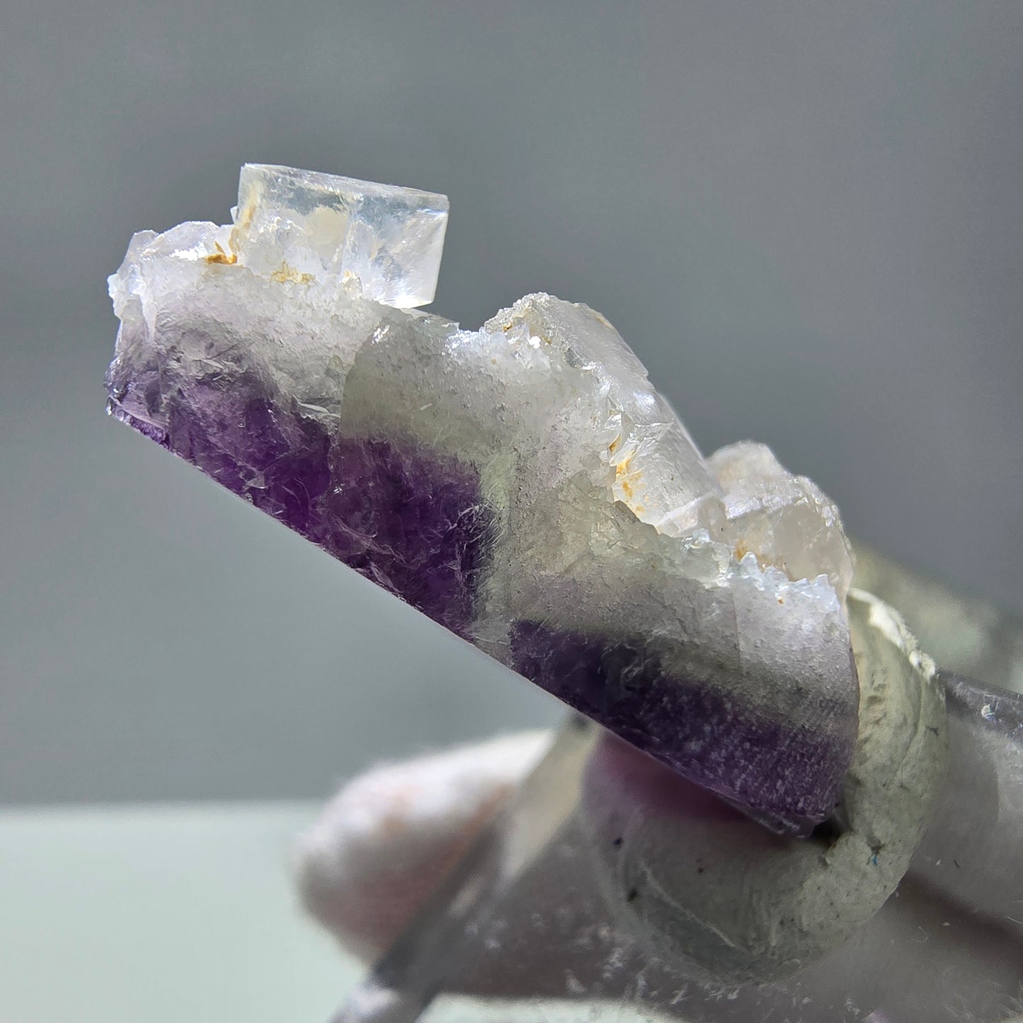 Seltene UV Phantom Fluorit Würfel Stufe lila weiß Brandberg, Namibia 28*22*12mm