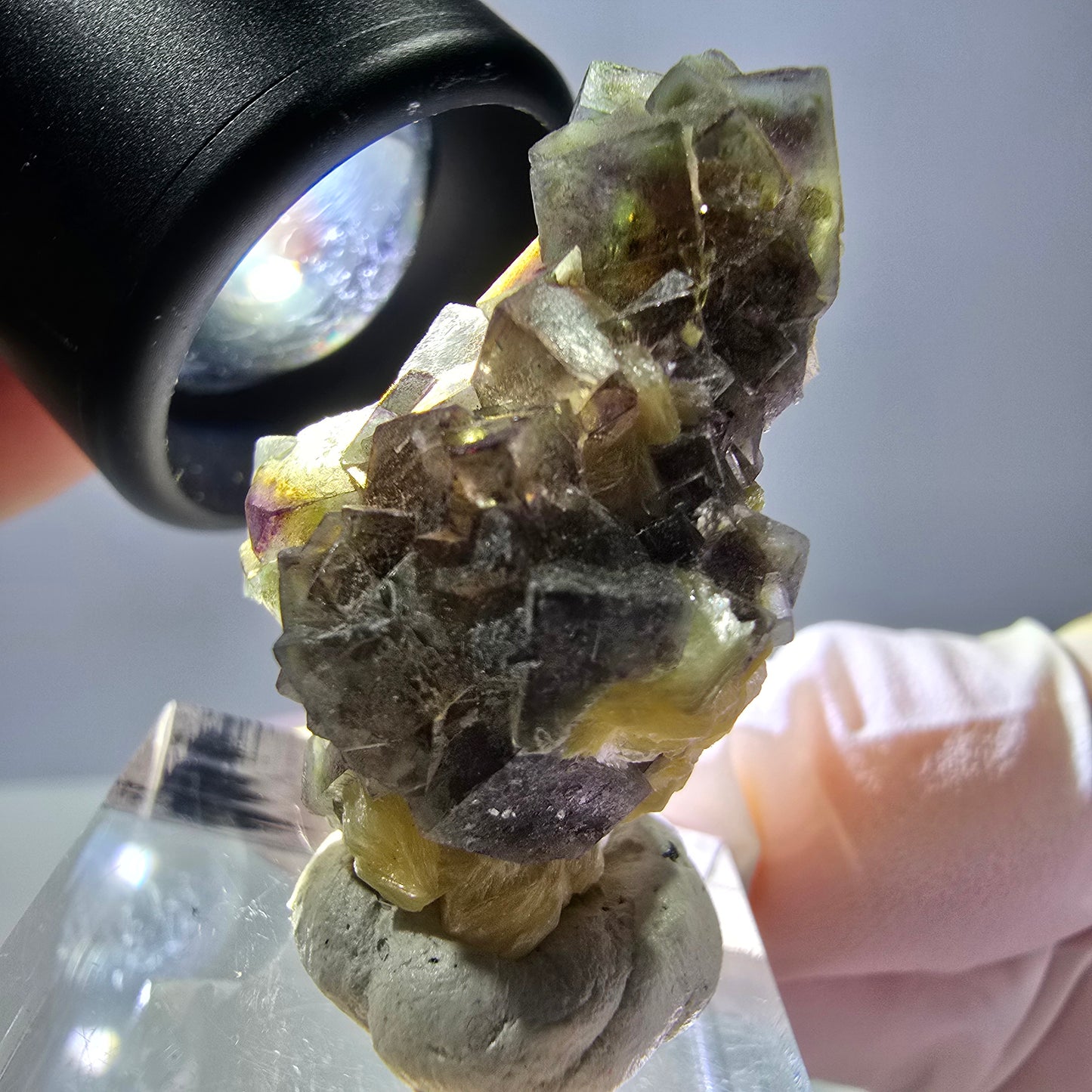 Cubes de fluorite fantôme colorés, spécimen de muscovite, Erongo, Namibie, 33 x 20 x 16 mm