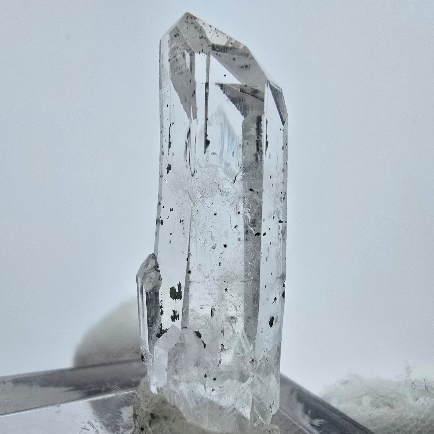 Klarer Hämatit Quarz Kristall Streep Mine, Goboboseb, Namibia 32*11*10mm