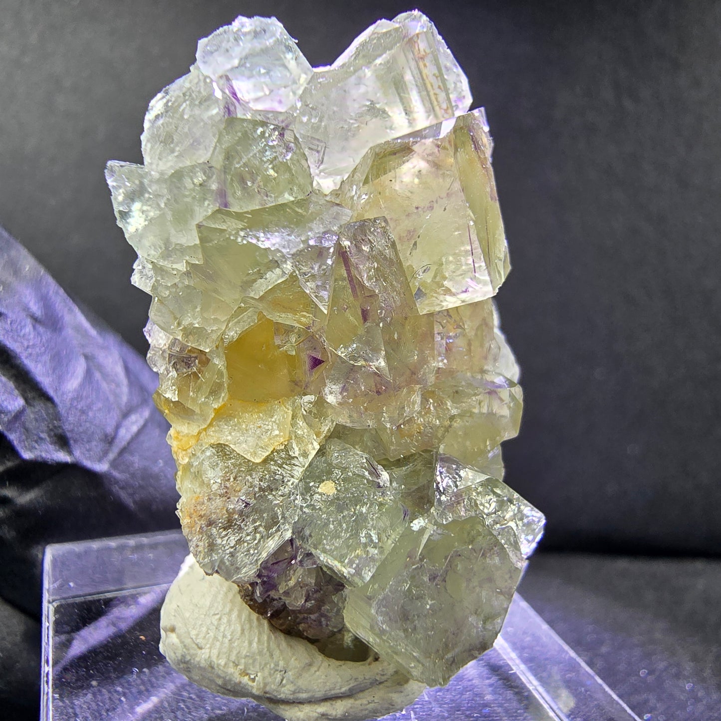 Seltene Phantom Fluorit XX Würfel Stufe grün lila 35*21*14mm Okorusu, Namibia